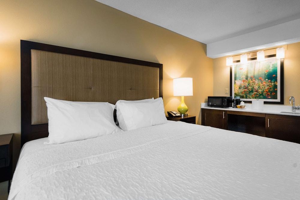 Hampton Inn Meridian Eksteriør bilde