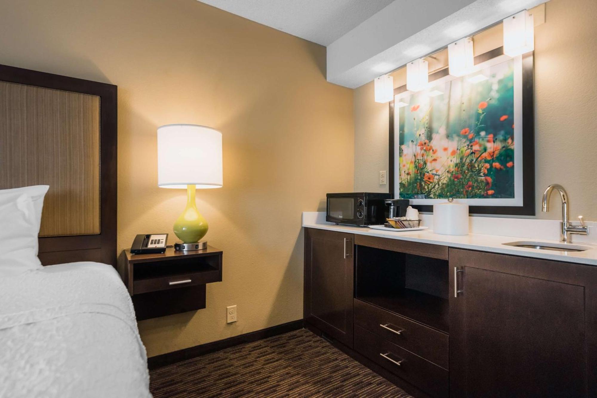 Hampton Inn Meridian Eksteriør bilde