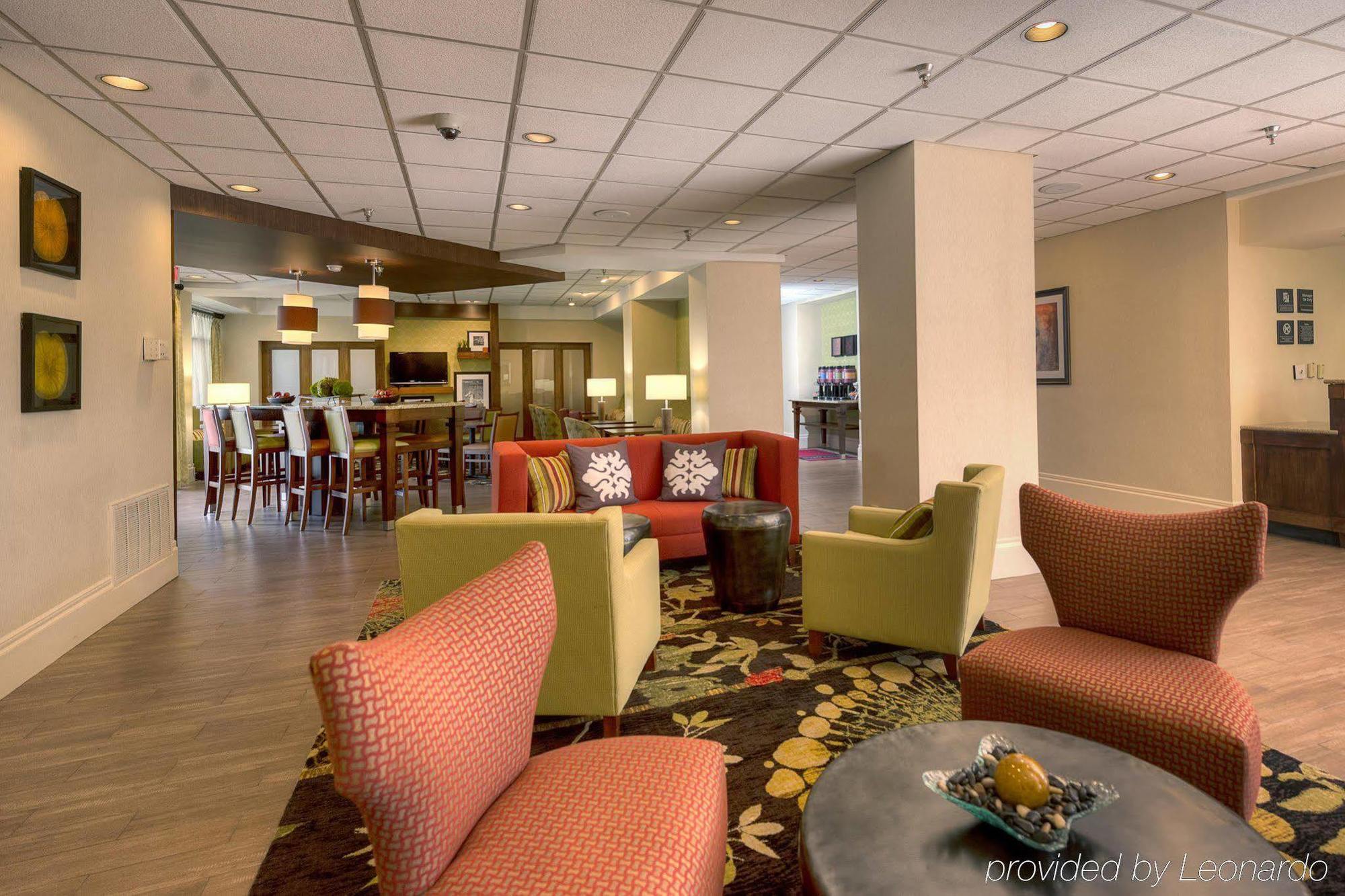 Hampton Inn Meridian Eksteriør bilde